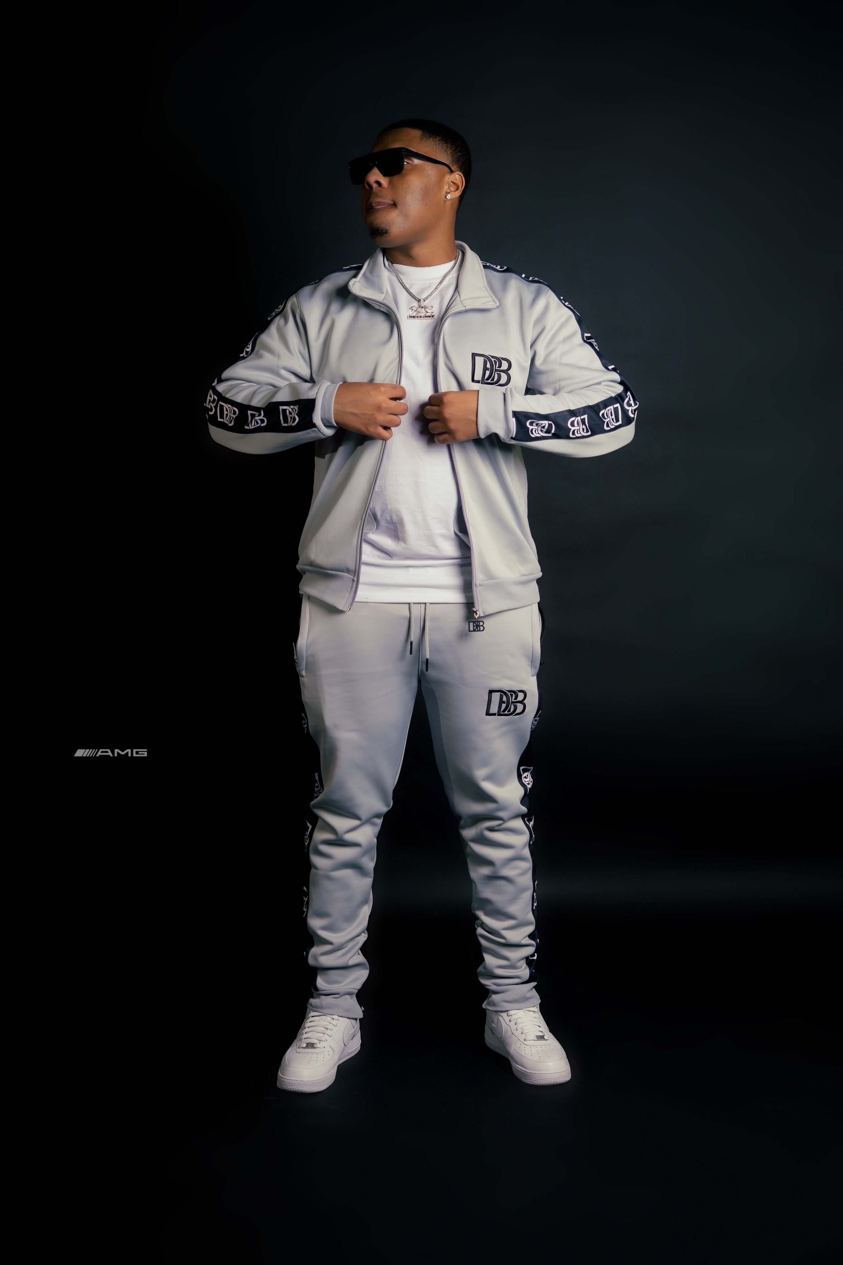SKEEZY TRACKSUIT
